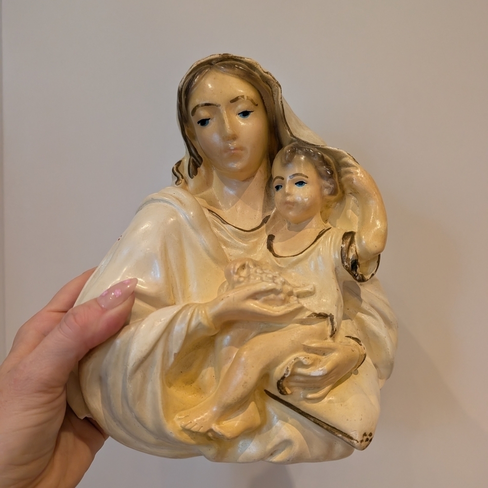 Vintage Chalkware Madonna And Child Ceam and Tan Religious Wall Plaque